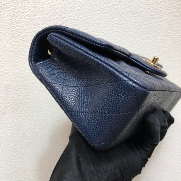 Chanel A69900 Mini Flap Bag Grained Calfskin Navy Blue Gold - Image 3