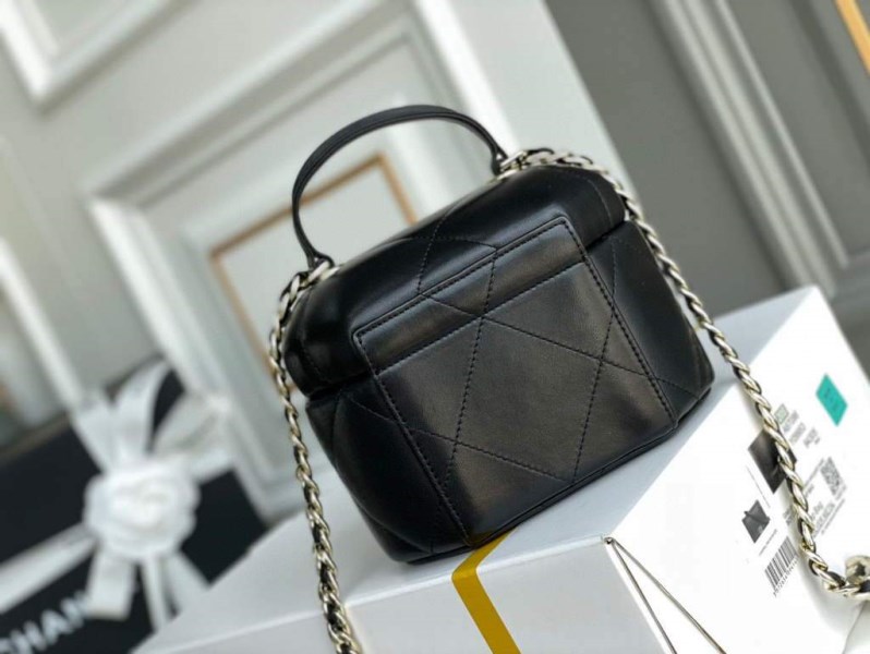 Chanel AS2630 Small Vanity Case Lambskin Black - Image 3