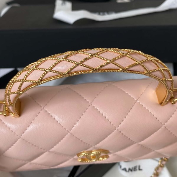 Chanel AP3385 Woc Flap Phone Holder With Chain Lambskin Pink Gold - Image 3