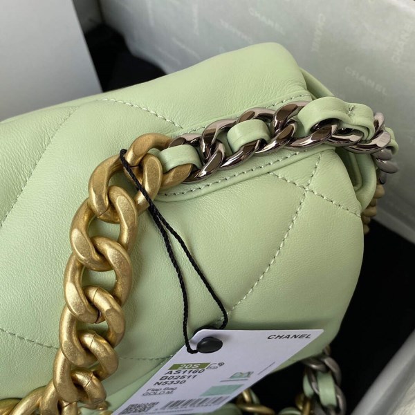 Chanel As1160 Chanel 19 Handbag Flap Lambskin B04852 94305 Green Gold - Image 3