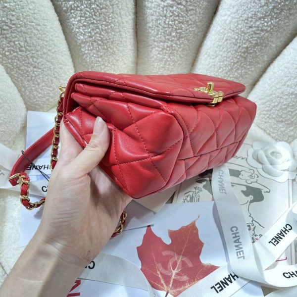 Chanel AS3366 Flap Bag 20cm Lambskin Red - Image 2