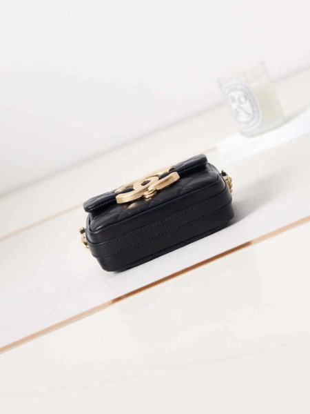 Chanel AP3208 Mini Flap bag With Chain shiny Lambskin & Gold-Tone Metal Black - Image 4
