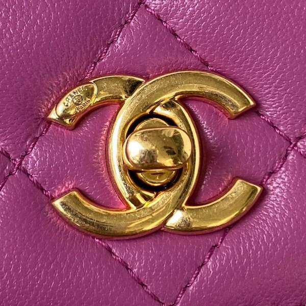 Chanel AP3504 Woc Wallet On Chain lambskin Imitation Pearls Strass & Gold Purple - Image 2