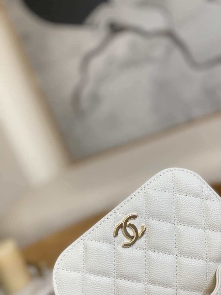 Chanel A81215 Mini messenger bag with Handle White - Image 2