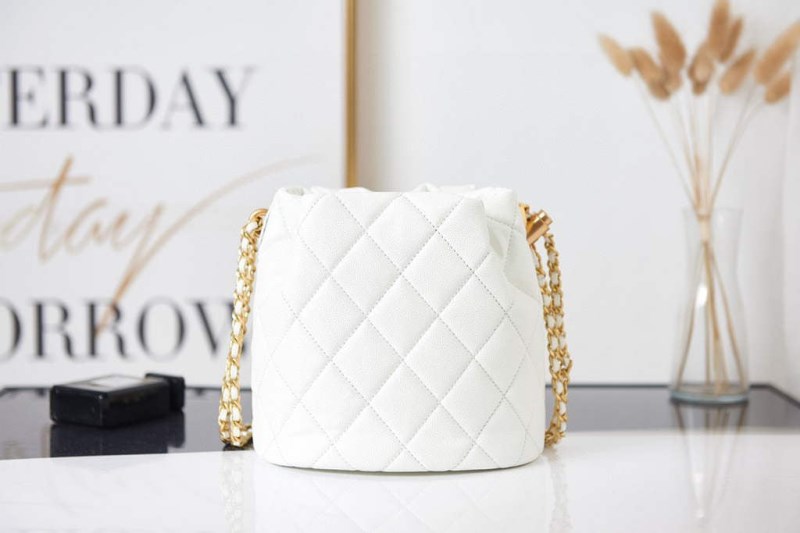 Chanel AS2859 Bucket Bag Shoulder Bag Shiny Grained Calfskin White - Image 3