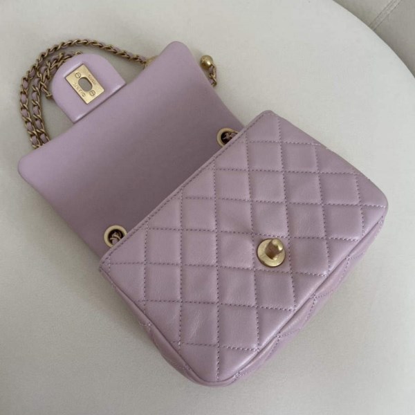 Chanel AS1786 Flap Bag Shoulder Handbag Lambskin Light Purple - Image 3