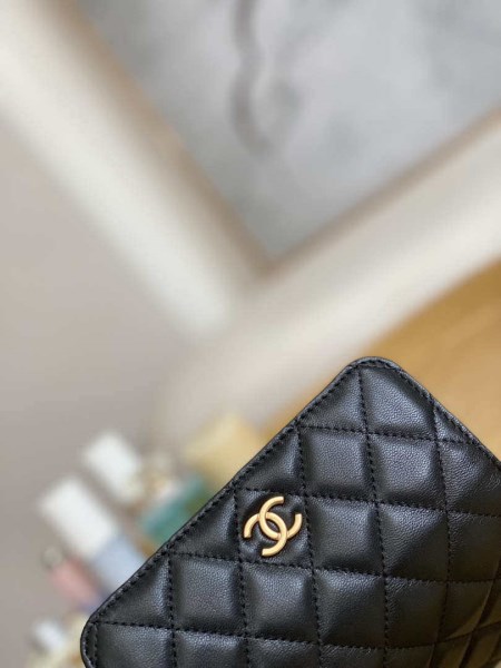 Chanel A68098 Mini Flap Bag Lambskin Onyx Small Square Stewardess Bag Black - Image 3