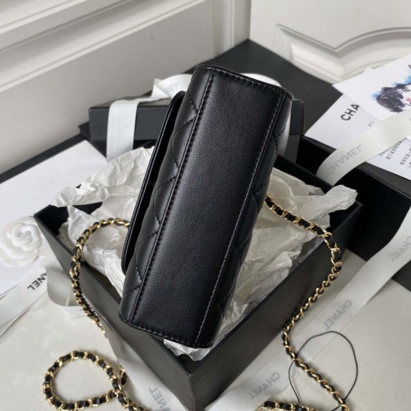 Chanel AP3513 Woc Clutch With Chain lambskin Imitation Pearls Enamel & Gold Black - Image 5