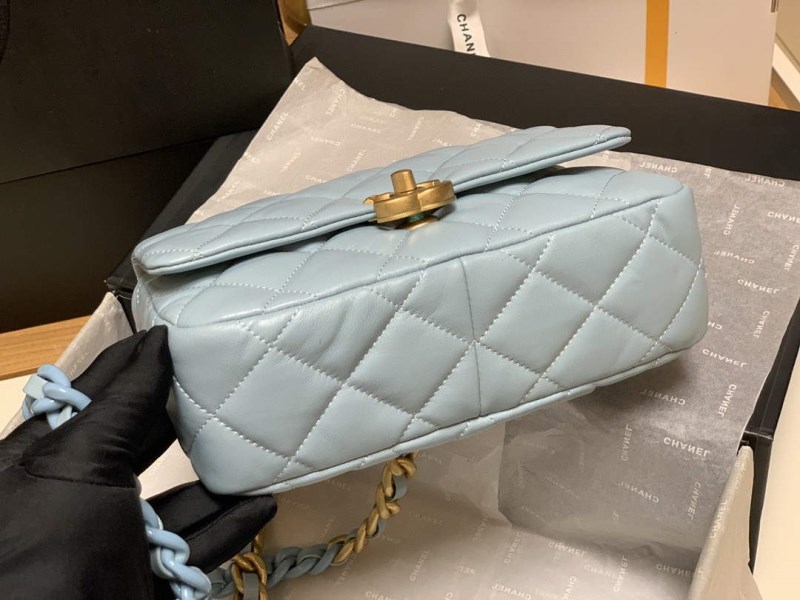 Chanel AS3206 Small Flap bag lambskin gold Blue - Image 5