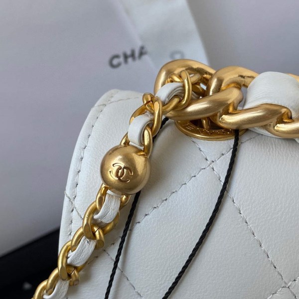 Chanel AS3011 Small Flap Bag Lambskin White - Image 4