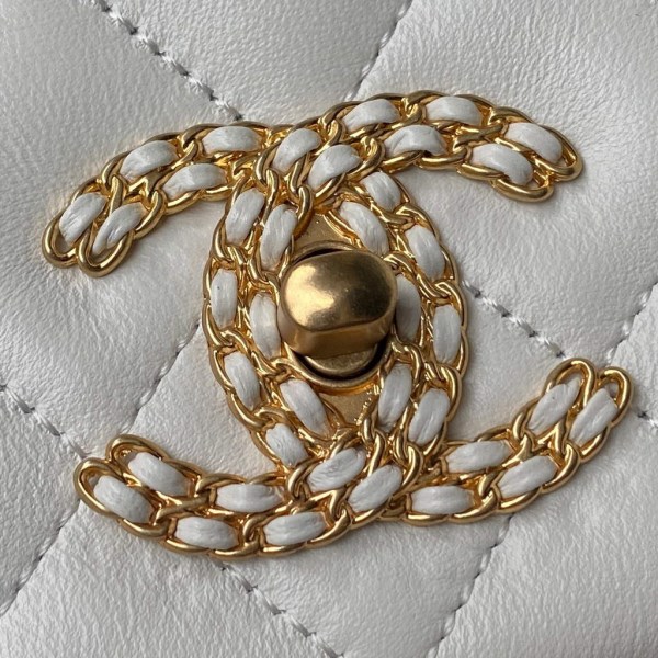 Chanel AS2975 Small Flap Bag Lambskin White - Image 2
