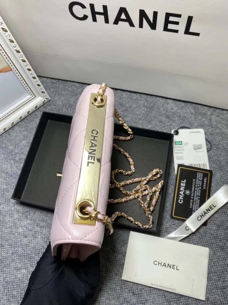Chanel A80982 Lambskin Wallet On Chain With Gold Pink - Image 3