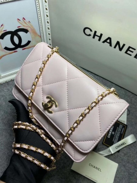 Chanel A80982 Lambskin Wallet On Chain With Gold Pink - Image 4