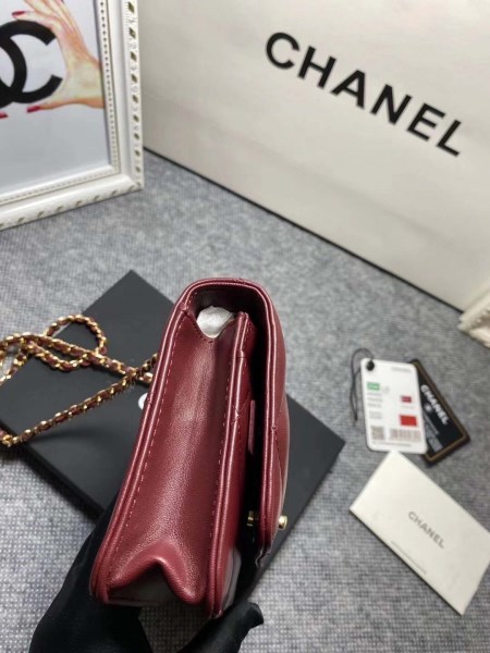 Chanel A80982 Lambskin Wallet On Chain With Gold Wine Red - Image 4