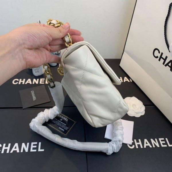 Chanel As1160 Chanel 19 Handbag Flap Lambskin Beige - Image 2