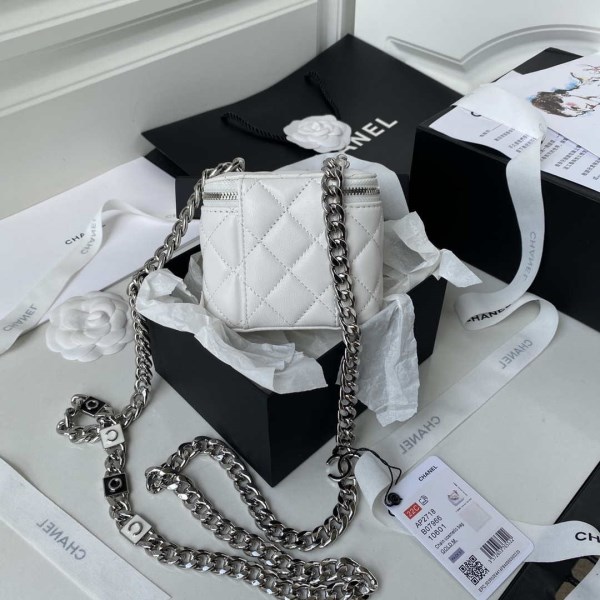 Chanel AP2718 Small Vanity With Chain White Lambskin