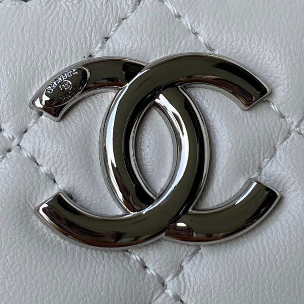 Chanel AP2718 Small Vanity With Chain White Lambskin - Image 2