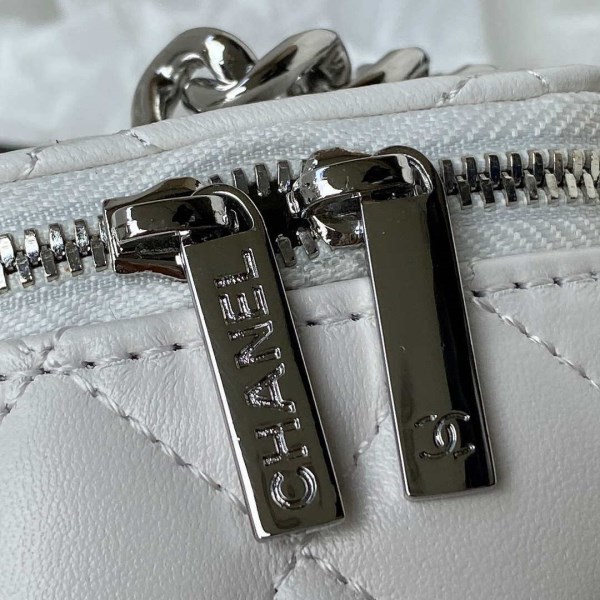 Chanel AP2718 Small Vanity With Chain White Lambskin - Image 3