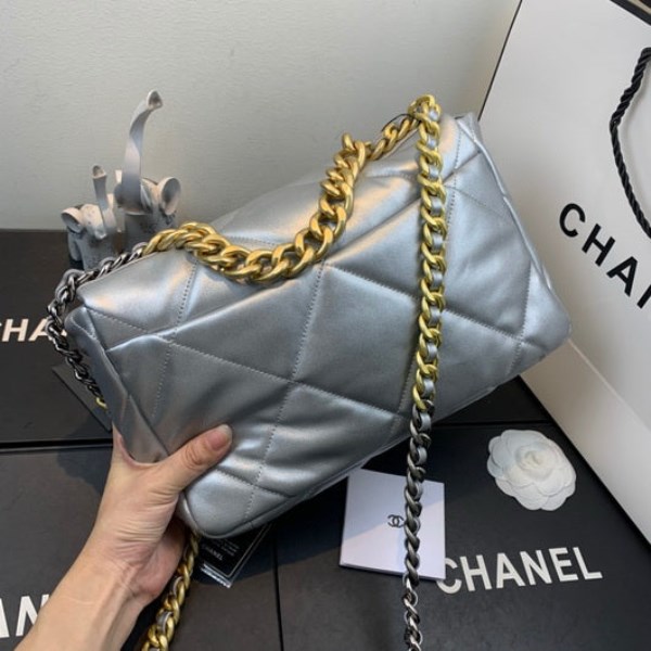 Chanel As1160 Chanel 19 Handbag Flap Lambskin Silvery - Image 2