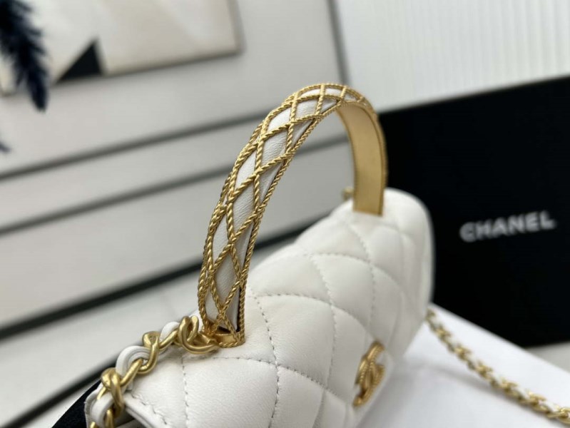 Chanel AP3385 Woc Flap Phone Holder With Chain Lambskin White Gold - Image 2