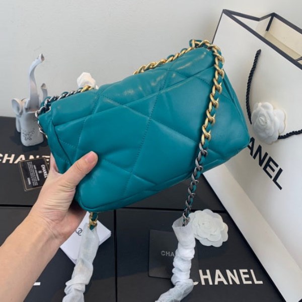 Chanel As1160 Chanel 19 Handbag Flap Lambskin Dark Green - Image 2