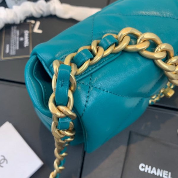 Chanel As1160 Chanel 19 Handbag Flap Lambskin Dark Green - Image 4