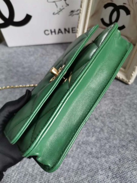 Chanel A80982 Lambskin Wallet On Chain With Gold Green - Image 5