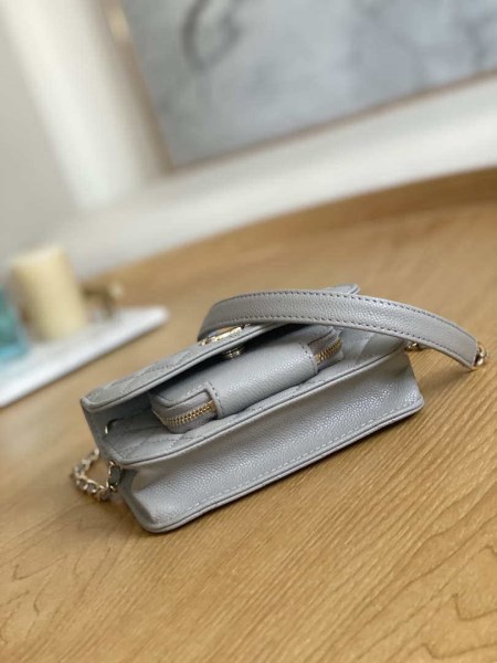 Chanel A81215 Mini messenger bag with Handle Gray - Image 5