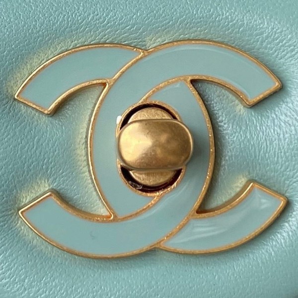 Chanel Flap Bag Lampskin Diamond AS1793 Blue - Image 2