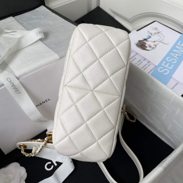 Chanel AS3112 Hobo Handbag Lambskin White - Image 5