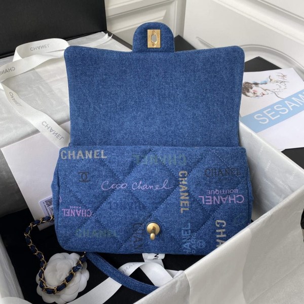 Chanel AS3135 Large Flap Bag Printed Denim Blue - Image 5