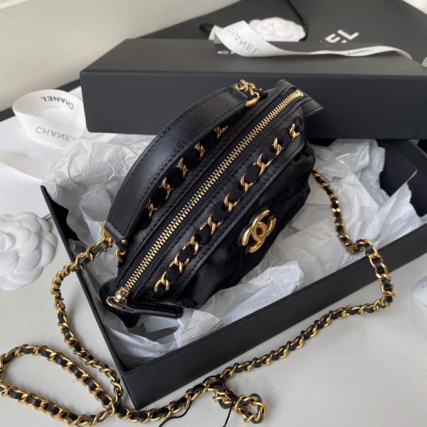 Chanel AP2669 Clutch with Chain Nylon Gros Grain Gold Black - Image 3