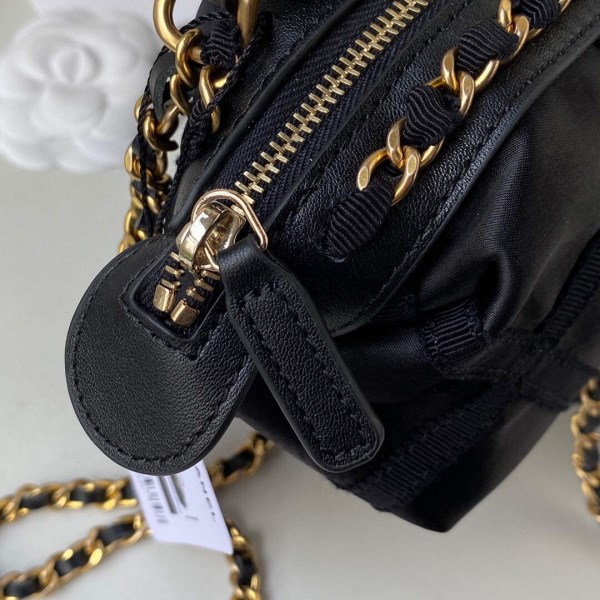 Chanel AP2669 Clutch with Chain Nylon Gros Grain Gold Black - Image 5