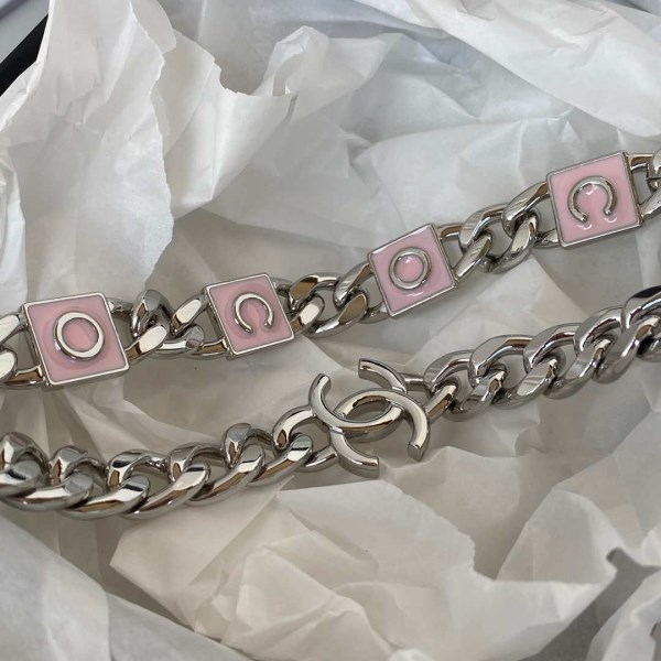 Chanel AP2718 Small Vanity With Chain Calfskin Pink - Image 4