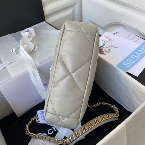 Chanel As1160 Chanel 19 Handbag Flap Lambskin B04852 94305 Grey Silver - Image 5