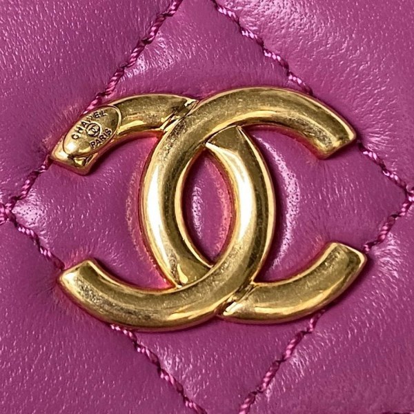 Chanel AP3513 Woc Clutch With Chain lambskin Imitation Pearls Enamel & Gold Purple - Image 2