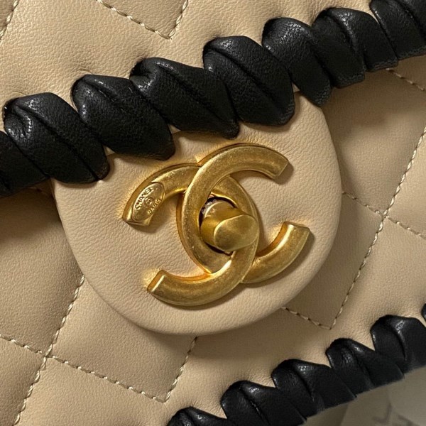 Chanel AS2496 Flap Bag Shoulder Bag Apricot - Image 4