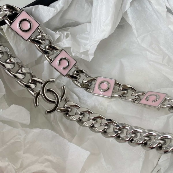 Chanel AP2718 Small Vanity With Chain Pink Lambskin - Image 3
