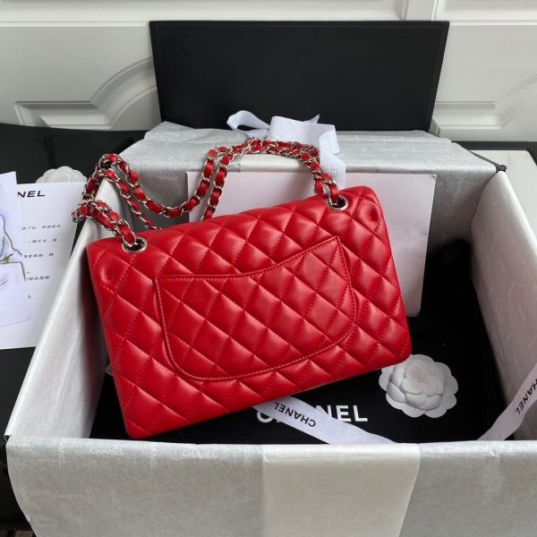 Chanel A01112 CF Quilted Classic Flap Bag in Grainy Lambskin Red