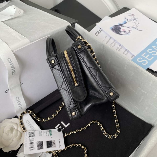 Chanel AS3344 Small Vanity Case Calfskin & Gold-Tone Metal Black - Image 2
